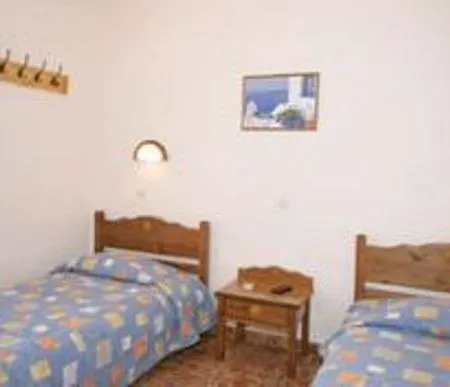 Ilios Guest house 2*
